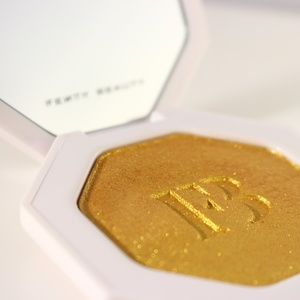 Fenty Beauty Makeup - Fenty Beauty Killawatt Trophy Wife Fenty Beauty Makeup - Fenty Beauty Killawatt Trophy Wife